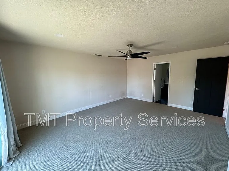 6931 Cobblestone Way — Photo 21