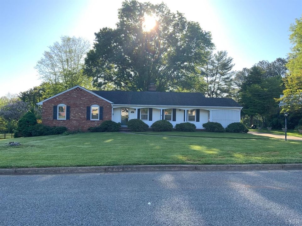 1st image of 720 Chinook Pl Lot 12