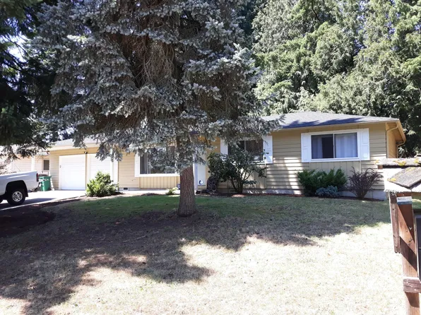 10452 NE 142nd St, Kirkland, WA 98034