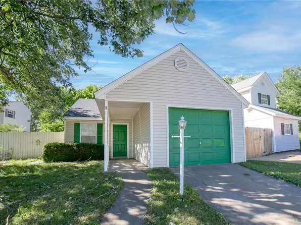 5004 Bonita Pl, Springdale, AR 72762