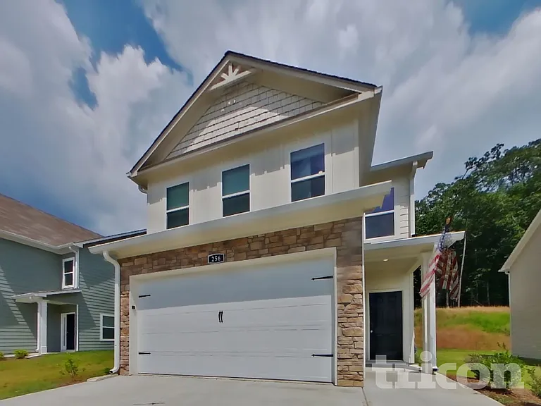 256 Eva Way — Photo 2