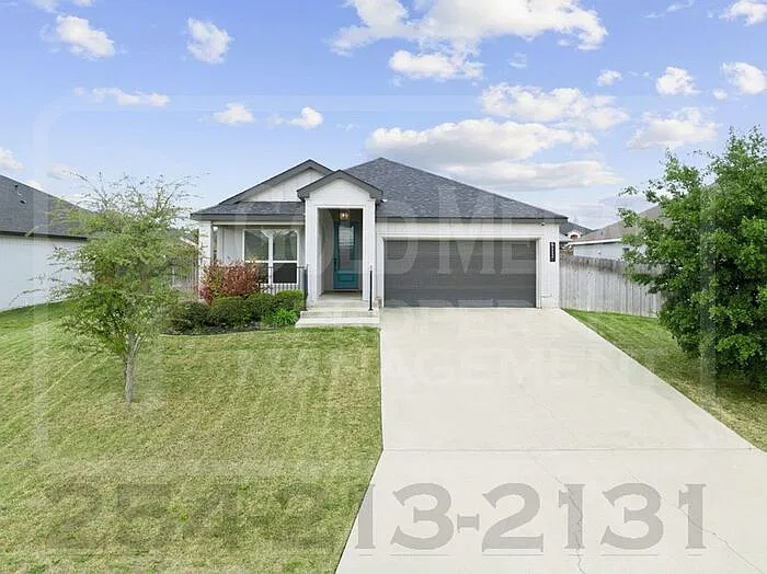 3 bed, 2.0 bath, 2050 sqft, $2,150 — Photo 2