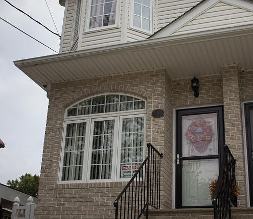 3rd image of 207 Norway Ave