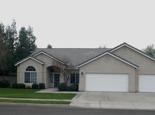 1880 Westminster Ln, Turlock, CA 95382
