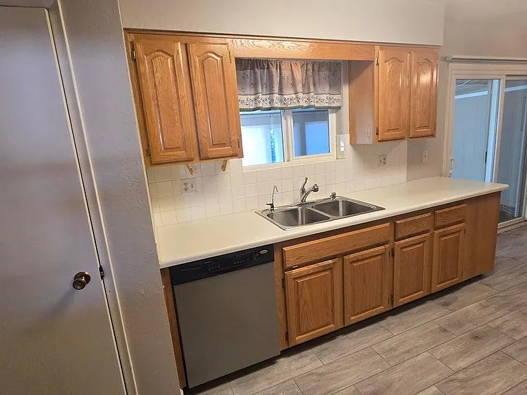 10601 W Bolivar Dr — Photo 17