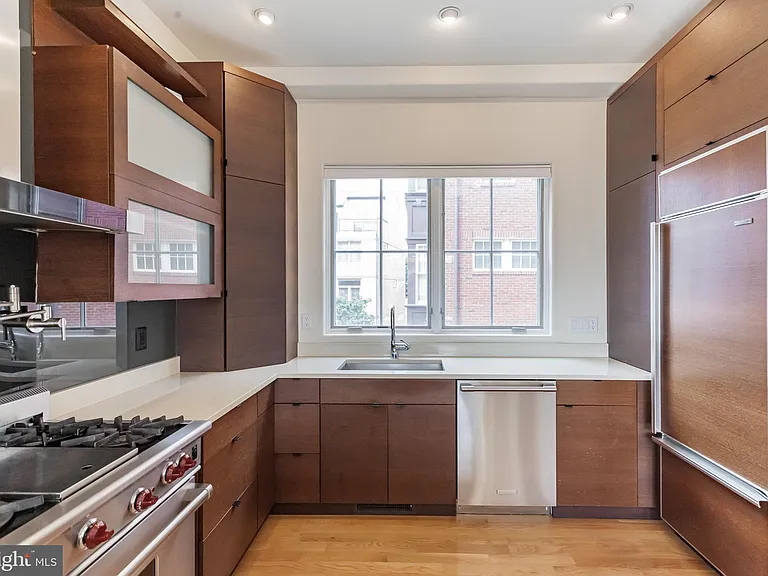 133 Salter St — Photo 14