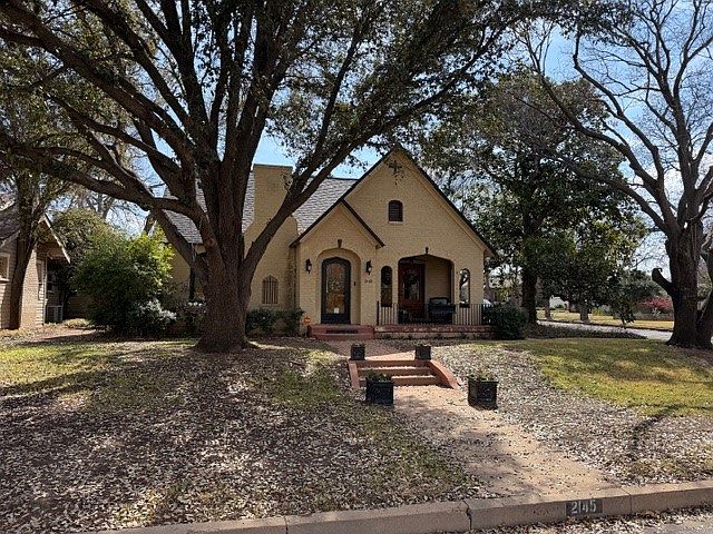 1st image of 2145 Idlewild St