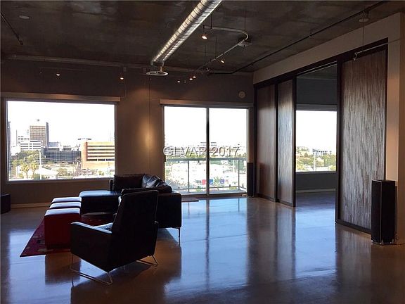 2nd image of 900 Las Vegas Blvd S Unit 715