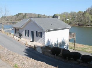 205 Catawba Ave, Hickory, NC 28601