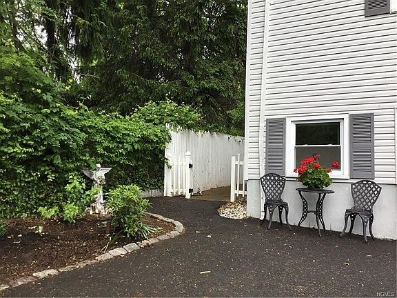 3rd image of 36 White Ave