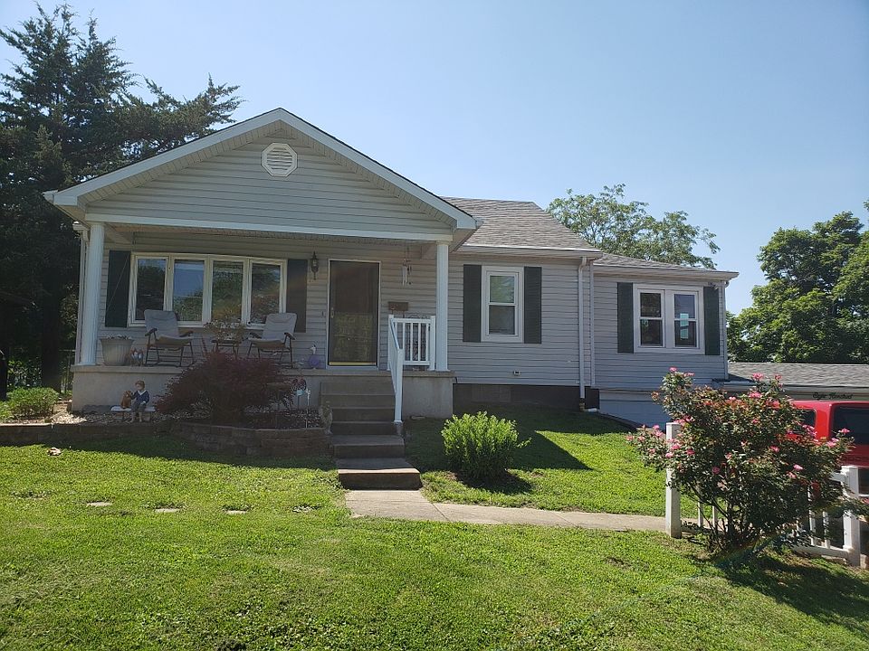 1st image of 800 N 6th St