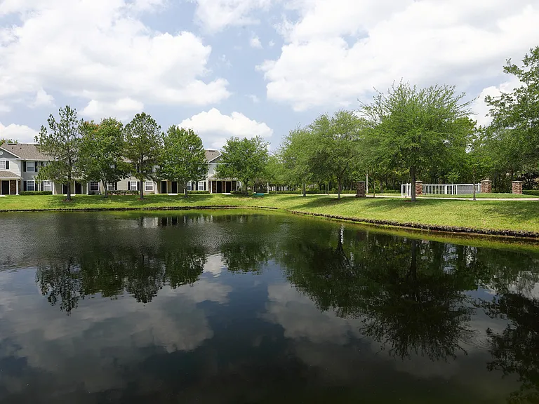 Ponce Harbor Apartments — Photo 4
