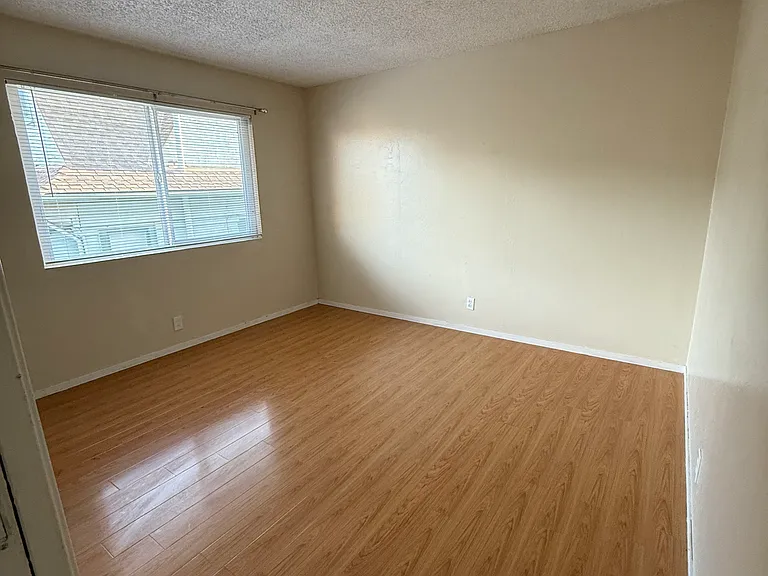 650 S 8th St #16 — Photo 7
