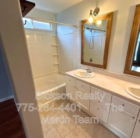 3470 Erin Dr — Photo 10