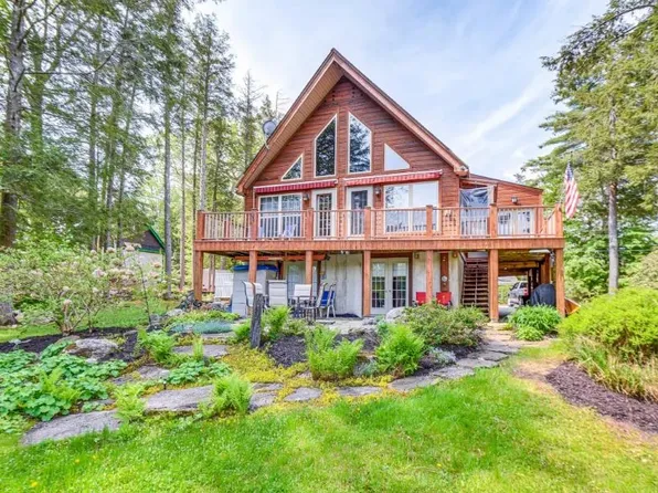 44 Loch Eden Shores Road, Meredith, NH 03253