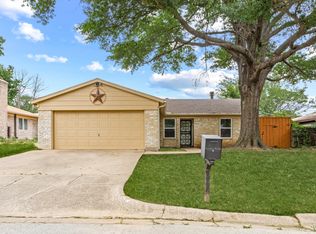 301 Hallmark Dr, Arlington, TX 76011