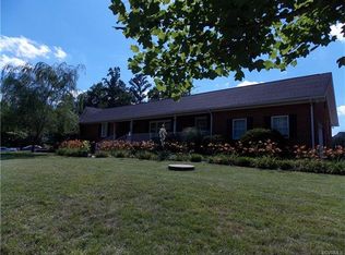 6036 Walking Path Ln, Midlothian, VA 23112