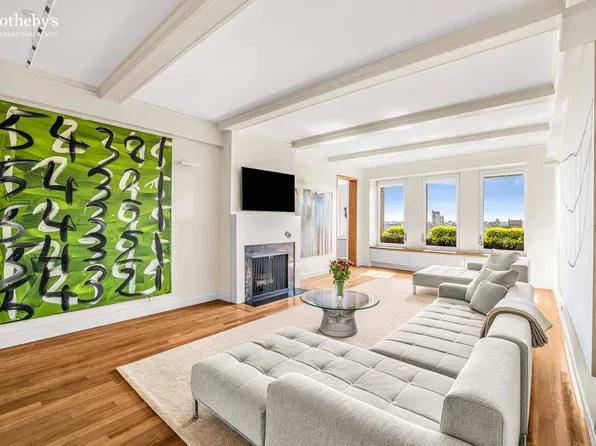25 East End Avenue 10E image 1 of 16