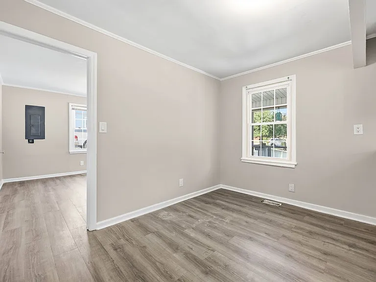 608 N 16th St — Photo 38