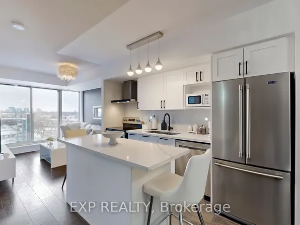 1050 The Queensway #811, Toronto, ON M8Z 0A8