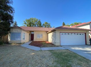 9004 Pine Ridge Way, Bakersfield, CA 93312