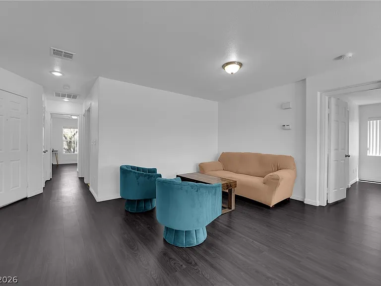 5079 Desert Dandelion Ct — Photo 5