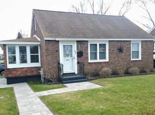 846 Curry Rd, Schenectady, NY 12306