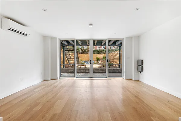 Rented by Compass | media 7