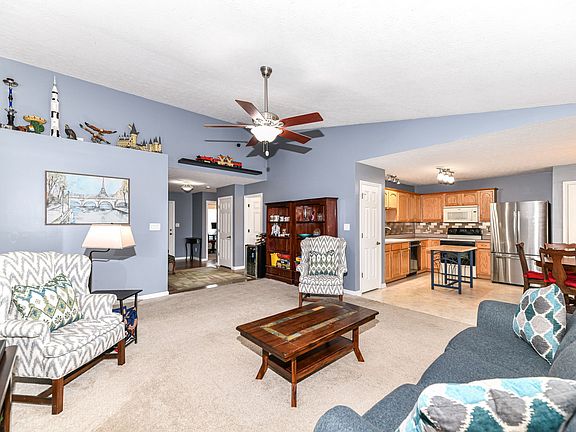 5th image of 1370 Valley Forge Dr