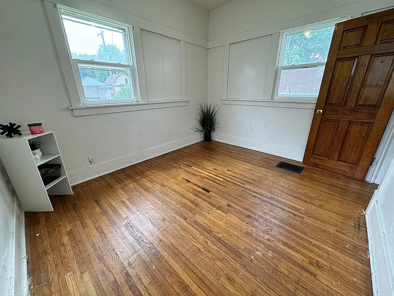 826 Williston Ave — Photo 19