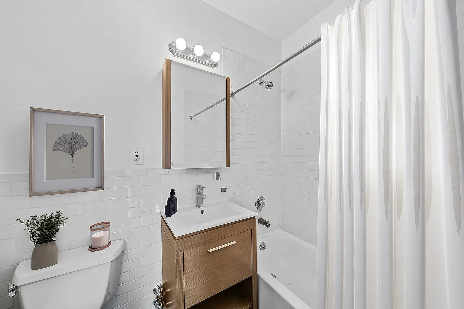 328 West 49th Street — Photo 2