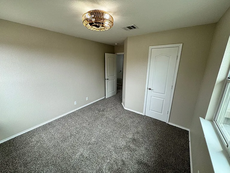 349 Tower Dr — Photo 26