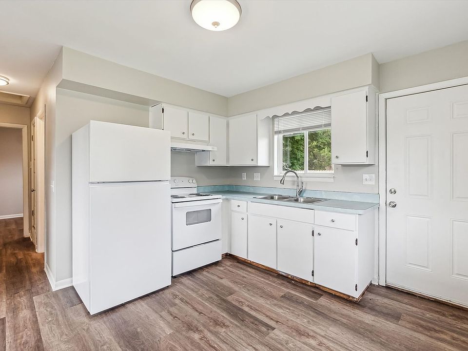 1st image of 210 Morrill St #Cbf5b6422