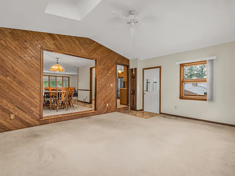 90 Rolling Ridge Rd — Photo 12