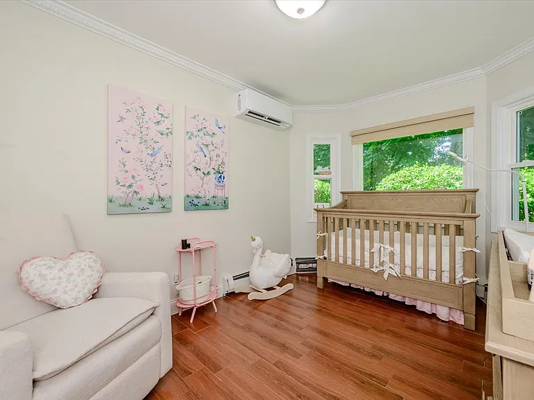 70 Longfellow Rd — Photo 20