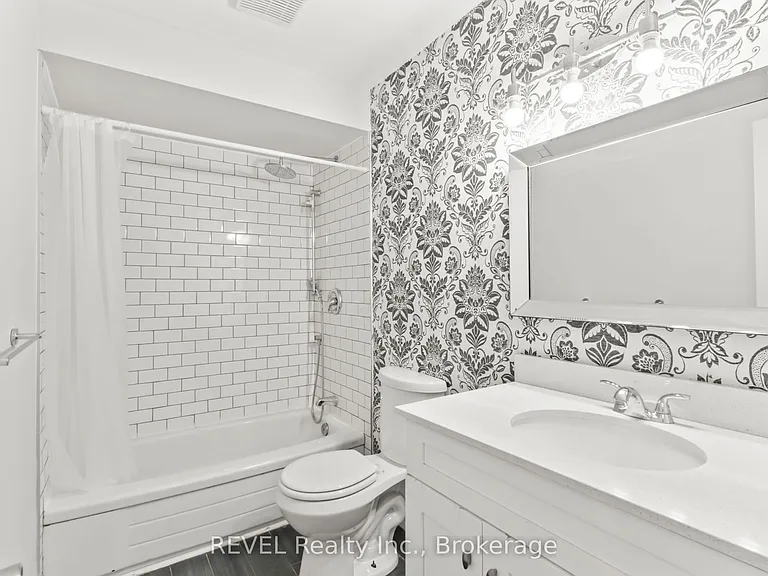 10 Bassett Blvd #56 — Photo 17