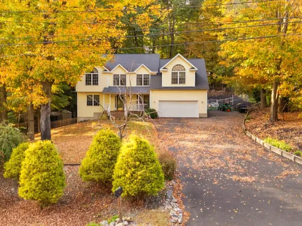 691 Field Street, Naugatuck, CT 06770