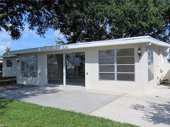 3rd image of 385 Bamboo Dr
