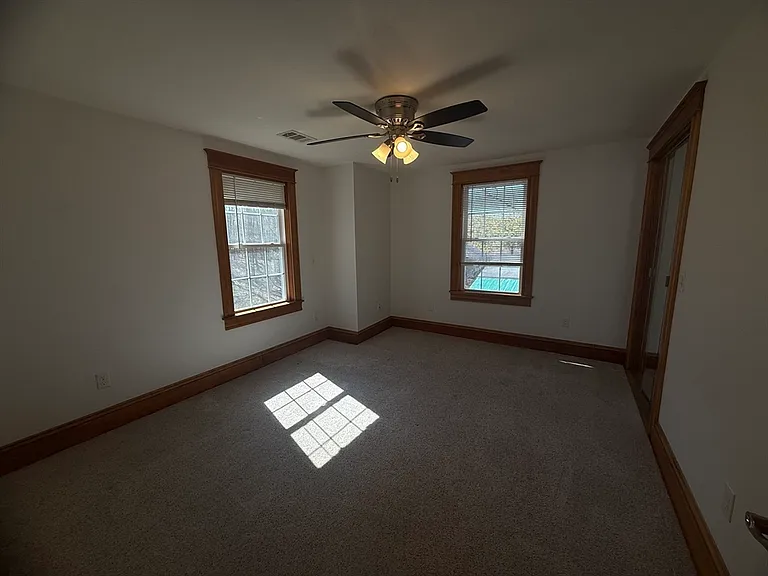 35B Beach St #B — Photo 10