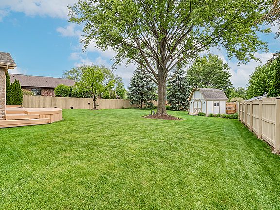 4th image of 8320 Cloverview Dr