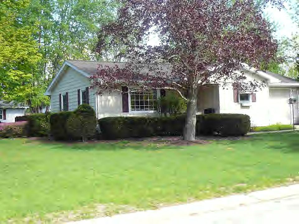 1st image of 512 Monterey Ct