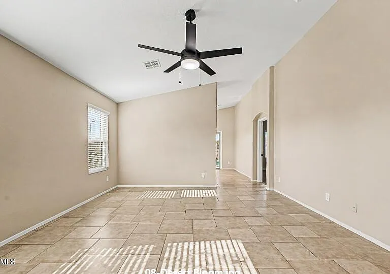 23765 W Desert Bloom St — Photo 6