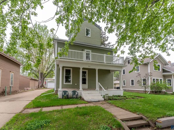 917 W 8th St, Sioux Falls, SD 57104