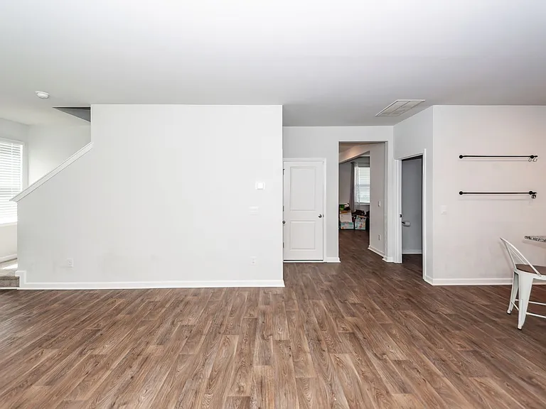 214 Wild Strawberry Ln — Photo 14