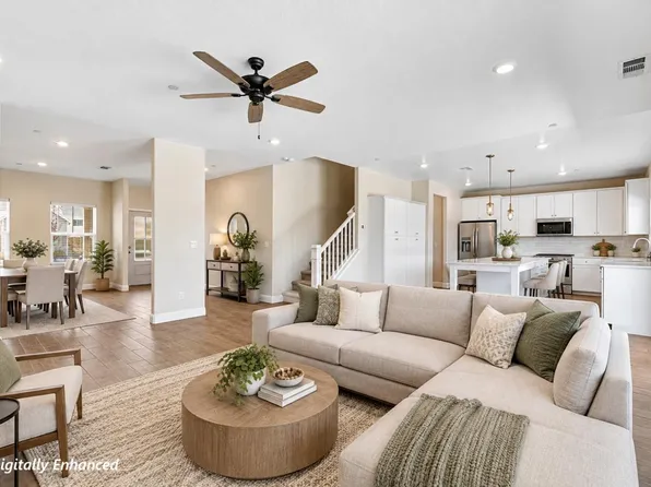 454 S Apricot Ave, Fresno, CA 93727