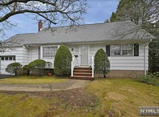 780 Riverdell Rd, Oradell, NJ 07649