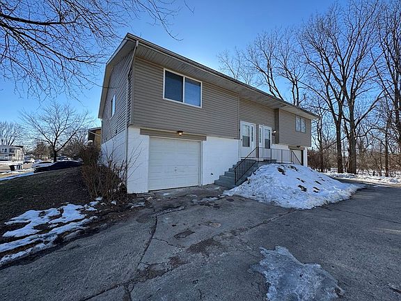 2nd image of 3535-3537 Golden Meadows Ct #3535