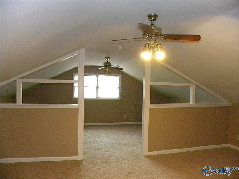 102 Pam Cir — Photo 19