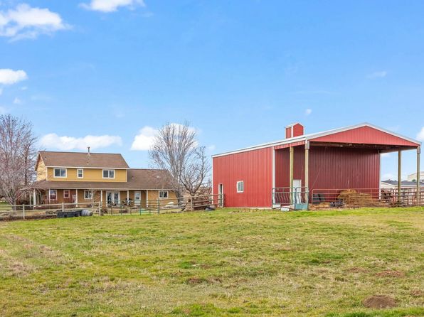 1170 SW Dover Ln, Madras, OR 97741