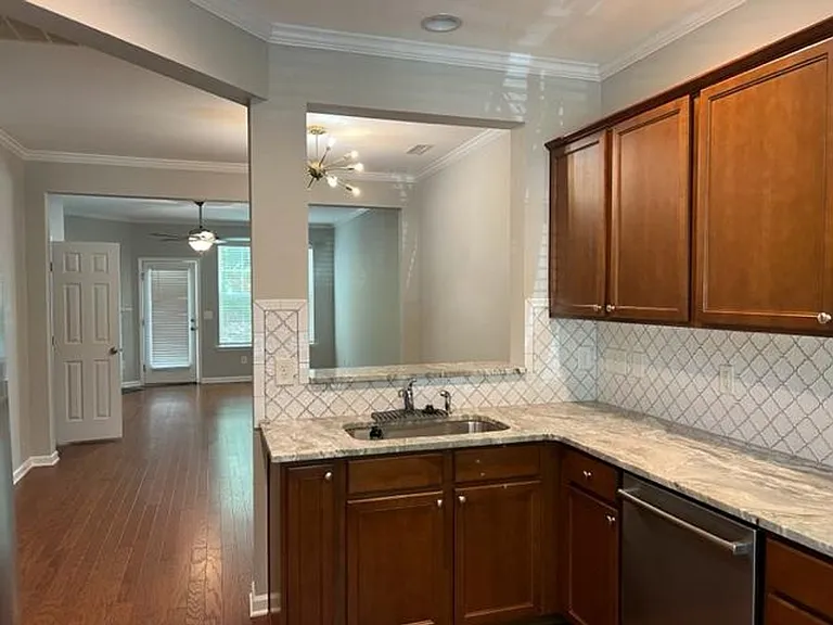 3022 Berkeley Springs Pl — Photo 5